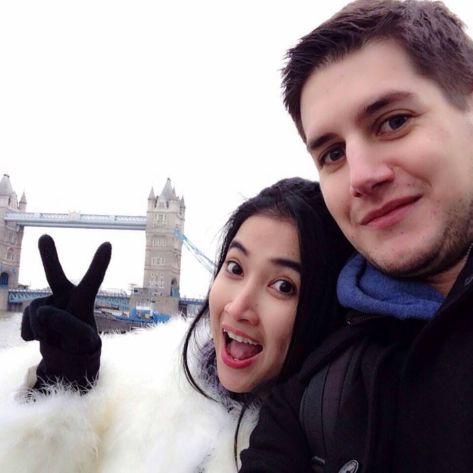 Khi được hỏi về kế hoạch đám cưới, Quỳnh Lam cho biết: “Tôi và anh đã bàn đến việc này. Nhưng cả hai vẫn còn trẻ và đều muốn có một đám ở thời điểm thích hợp nhất”