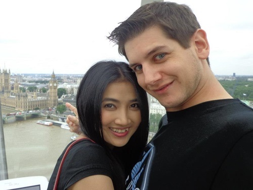 Quynh Lam va moi tinh 4 nam ben ban trai Tay hinh anh