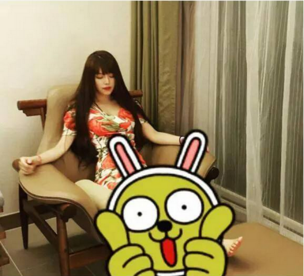 Chân dung bạn gái tin đồn đẹp như búp bê của Junsu.