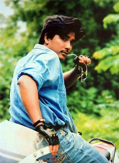 Với vẻ ngoài lãng tử, phủi bụi, Lê Tuấn Anh nhanh chóng làm xiêu lòng các cô gái tuổi mới lớn ngay trong những thước phim đầu tiên. May mắn đã đến với Lê Tuấn Anh trong những ngày đầu tiên theo đoàn phim khi anh được thủ vai Thái Salem trong Lệnh truy nã. Hình ảnh này đã thành công tới mức, suốt sự nghiệp diễn xuất anh luôn được mời đúng vào vai đã được 