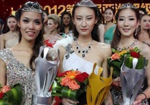 Nhan sac xau te trong cac cuoc thi Hoa hau Trung Quoc hinh anh