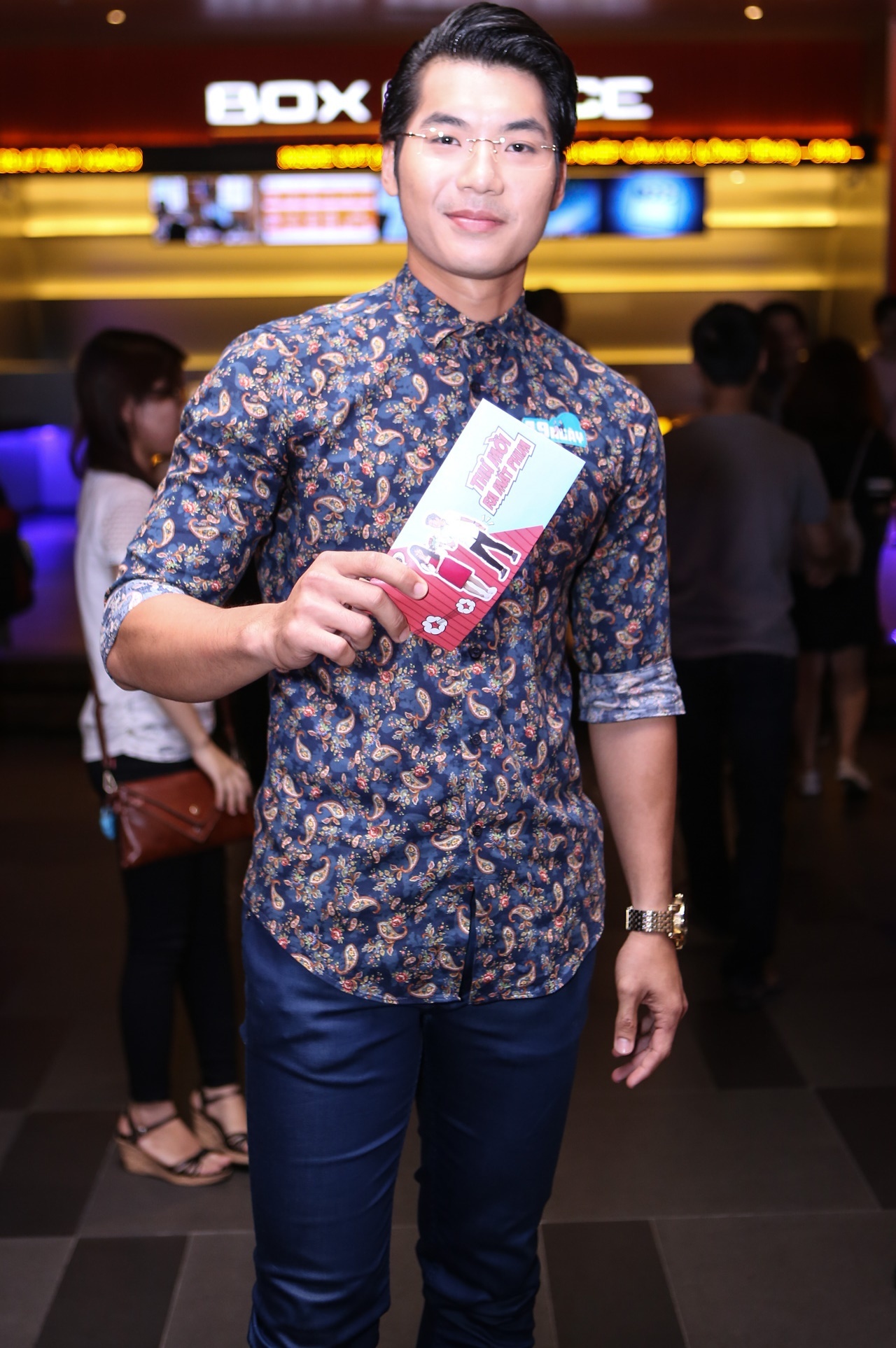 Diễn viên Trương Nam Thành cũng đảm nhận một vai trong 49 ngày. Hiện tại, anh và ca sĩ Hải Băng đang nhận được sự quan tâm và yêu thích tại chương trình Cuộc đua kỳ thú 2015..