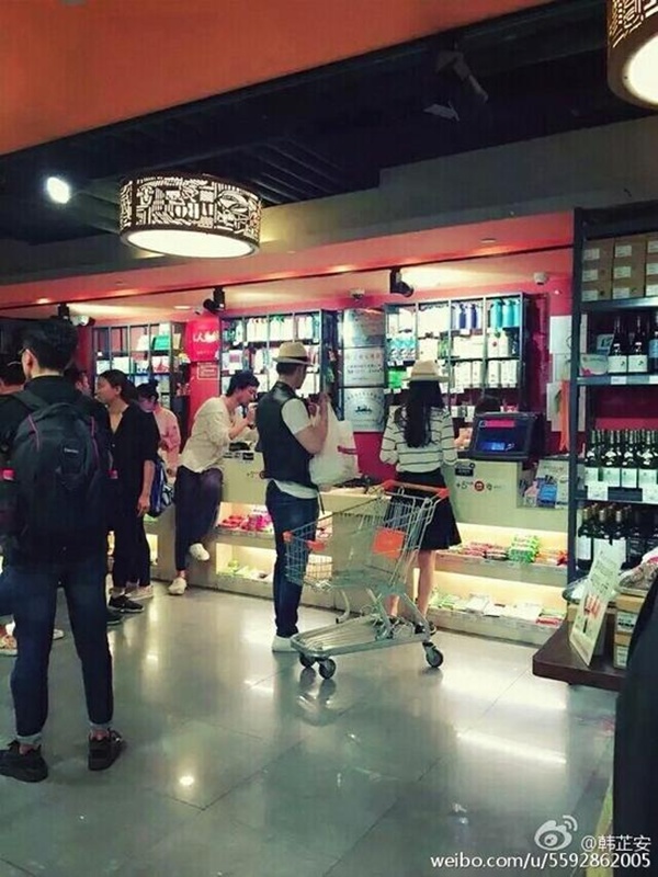 Angela Baby, Huỳnh Hiểu Minh tình cảm.