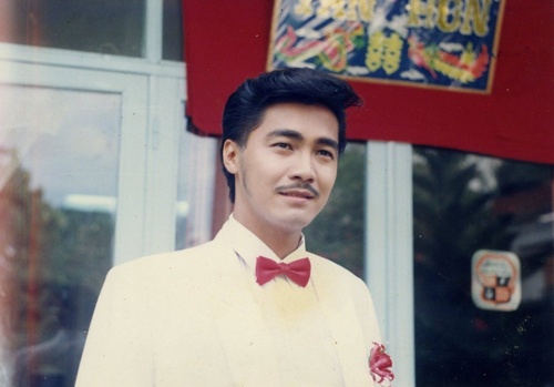 Sau thành công của phim Phạm Công - Cúc hoa, Lý Hùng trở thành cái tên “bán vé” cho điện ảnh Việt thập niên 90 với các bộ phim Người không mang họ, Sau những giấc mơ, Lệnh truy nã... Đặc biệt vai Hùng - cậu học trò nhà nghèo, ngoan hiền trong Nước mắt học trở đã giúp nam diễn viên chiếm trọn tình cảm của khán giả và trở thành ngôi sao của dòng phim “mỳ ăn liền”. Đầu những năm 2000, khi thị trường phim bão hòa, Lý Hùng lấn sân sang ca hát. Sau 10 năm đi hát tỉnh, Lý Hùng quay lại đóng phim truyền hình. Gần đây, nam diễn viên tái ngộ khán giả trong phim điện ảnh Hy sinh đời trai.