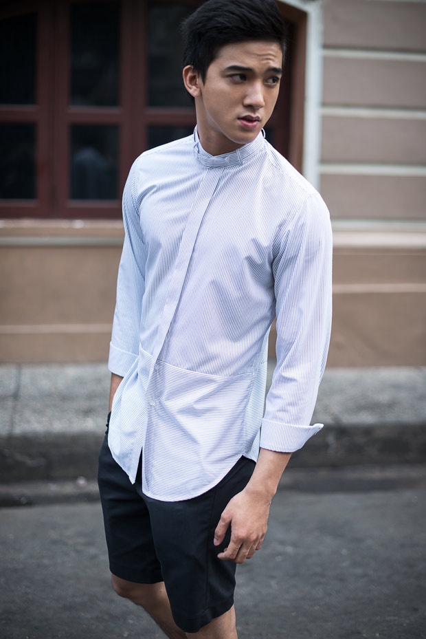 Ngay từ khi xuất hiện trong danh sách diễn viên tham gia phim Con ma nhà họ Vương của đạo diễn Vũ Ngọc Đãng, Tiến Vũ với chiều cao 1m80 cùng gương mặt điển trai đã trở thành tâm điểm của sự chý ý.