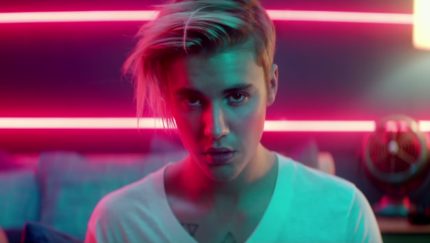 Justin Bieber cho danh hieu quan quan dau tien tren dat Anh hinh anh