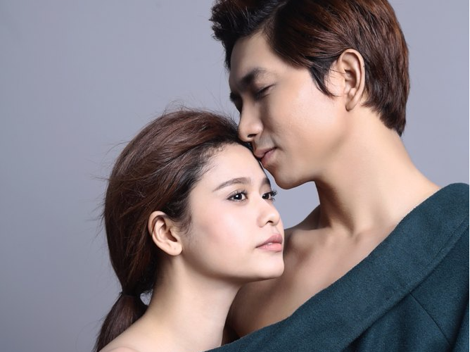 Truong Quynh Anh e ap ben Tim trong bo anh moi hinh anh