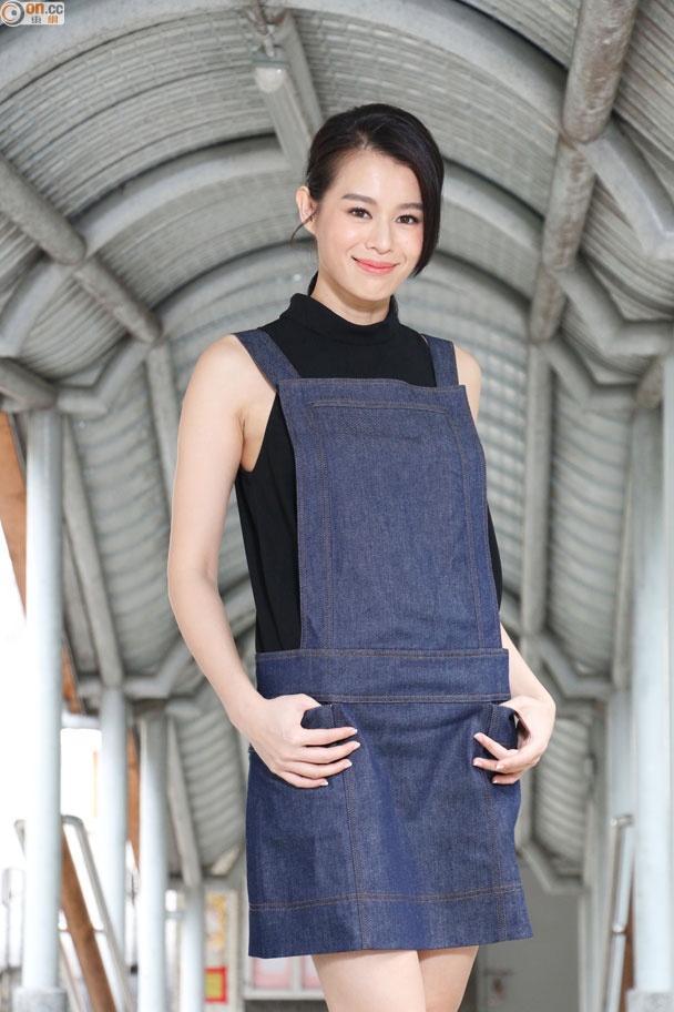 TVB níu kéo Hồ Hạnh Nhi với 36 triệu HKD.