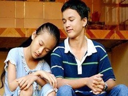 Sao nhi ‘Mui ngo gai’ chat vat tim vai dien hinh anh