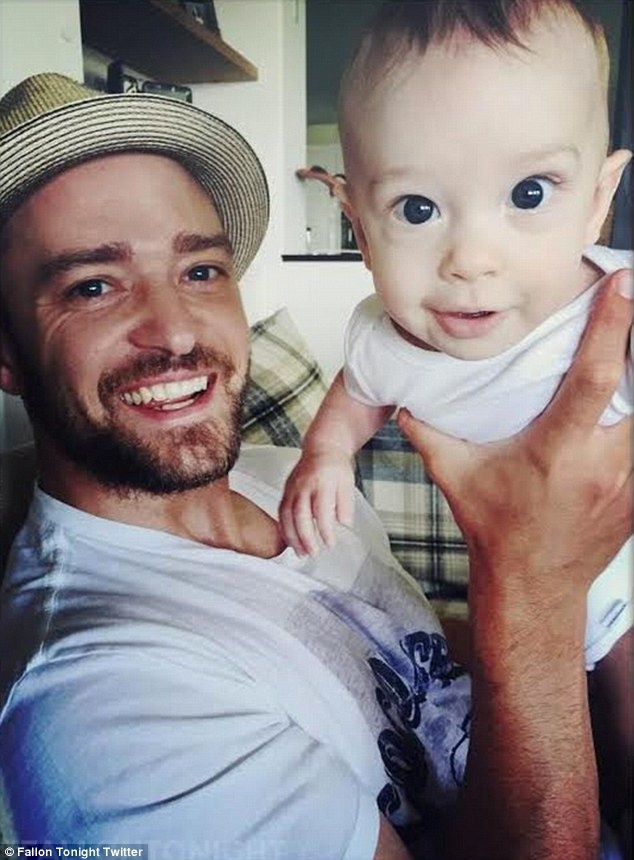Justin Timberlake và quý tử đầu lòng.