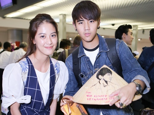 My nam ‘Ma nu tim chong’ chao tam biet fan bang tieng Viet hinh anh