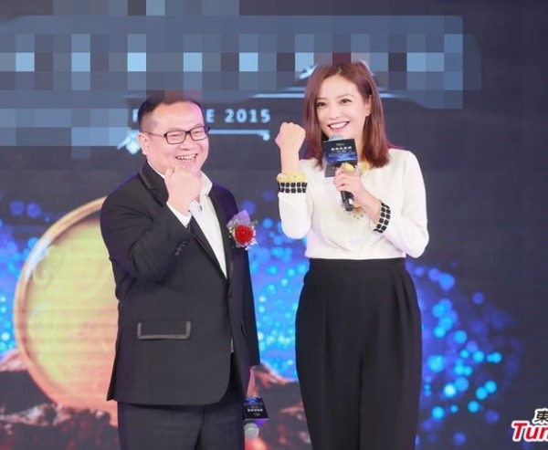 Triệu Vy ở ngoài đời dù ít nói nhưng lại là người có “khí chất giang hồ”.