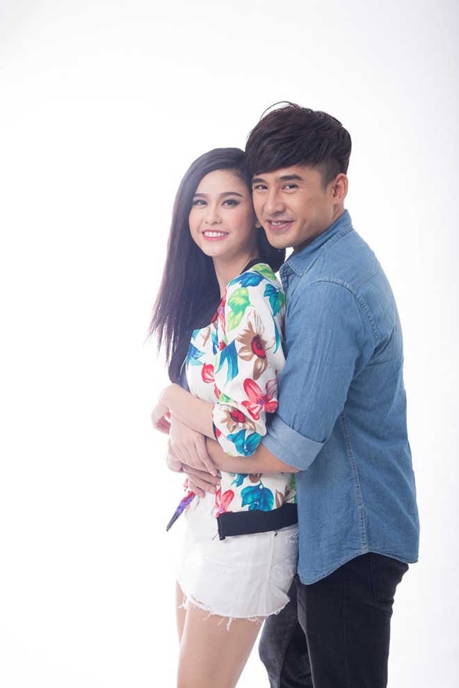 Lương thế Thành Năm 2014, “bà mẹ một con” tiếp tục có vai diễn ấn tượng trong phim truyền hình - Hạnh Phúc của người khác. Trương Quỳnh Anh vào vai Linh, một nhân viên tổ chức sự kiện năng động và luôn khát khao tình yêu. Linh là một cô gái độc lập, cá tính và không thích dựa dẫm vào đàn ông. Cô có cuộc tình vụng trộm với Minh (Cao Minh Đạt đóng) và luôn ra sức giành giật người đàn ông này từ Hà (Mi Trần thủ vai) - vợ chưa cưới của Minh. Số phận đưa đẩy Linh gặp gỡ Tùng (Lương Thế Thành đóng), chàng trai phong trần, lãng tử và sống theo cảm xúc. Anh đem lòng yêu Linnh và trở thành người đàn ông si tình, âm thầm bảo vệ và giúp Linh nhận ra được tình yêu thực sự của đời mình.