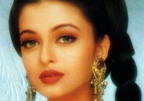 Hanh trinh nhan sac cua Hoa hau dep nhat moi thoi dai hinh anh