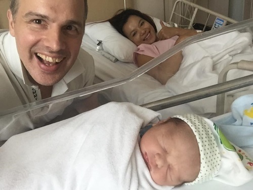 Ly Thanh Thao 'Mui ngo gai' sinh con trai thu hai hinh anh