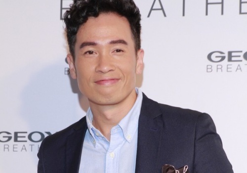 Xon xao tin Tran Hao muon roi TVB vi luong thap hinh anh