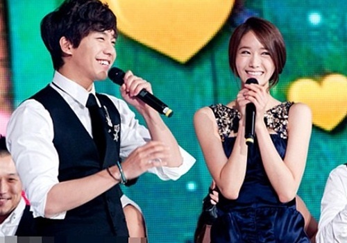 Tinh yeu rac roi cua cac than tuong Kpop hinh anh