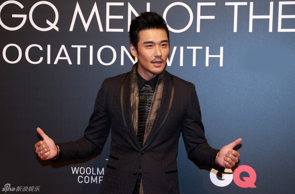 Siêu mẫu Hồ Binh.