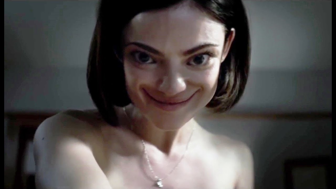 8 chi tiet ngo ngan nhat cua cac bom tan Hollywood thoi gian qua hinh anh