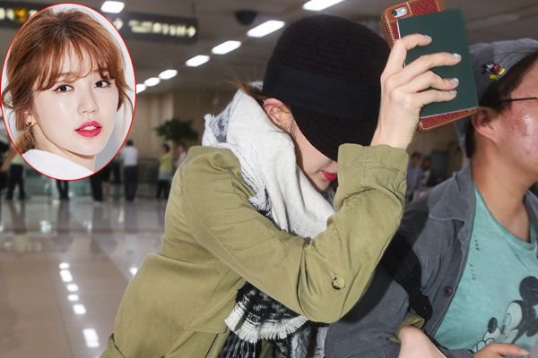 Yoon Eun Hye ne tranh ong kinh o san bay hinh anh