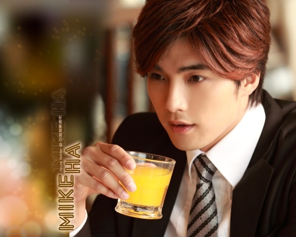 Hạ Quân Tường khi còn trong giai đoạn hoàng kim.