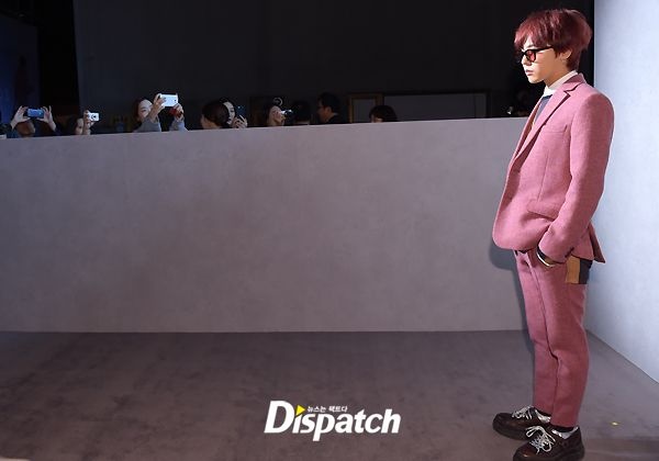 Trong lý lịch được công ty chủ quản YG công bố, G-Dragon cao 177 cm nhưng nam ca sĩ nhiều lần bị bóc mẽ chiều cao thực sự chưa đến 170 cm. 