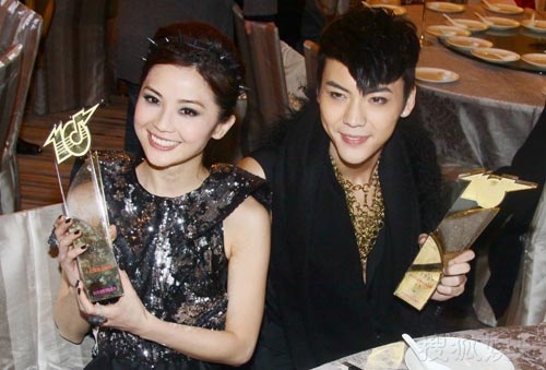 Trần Vỹ Đình và Thái Trác Nghiên.