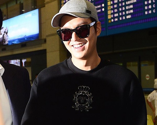 Lee Min Ho tuoi tan ve nuoc giua tin don chia tay Suzy hinh anh