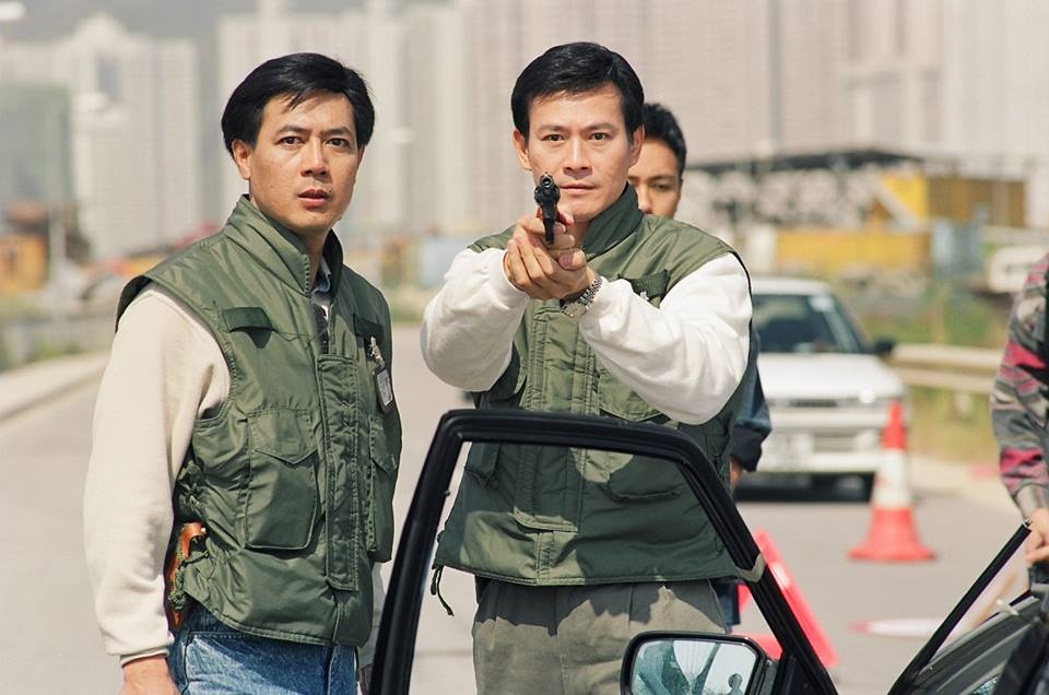 Trịnh Thiếu Thu (bên phải) trong vai Từ Vĩnh Bang.