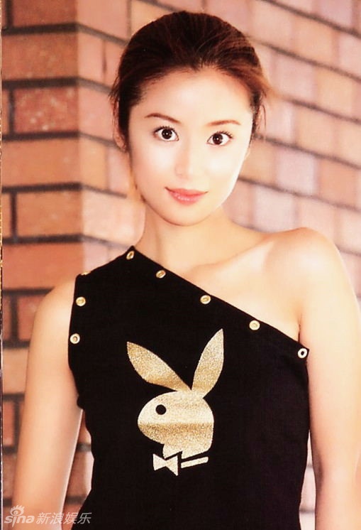 Cô tâm sự trong nhiều năm làm giải trí, vướng không ít tin đồn tình ái thị phi nhưng chân tình yêu thật sự chỉ có hai người. Nhưng cả hai đều là yêu trong bóng tối, bí mật với truyền thông.