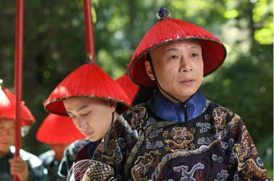 Lý Thiên Trụ trong vai Thái giám Tô Bồi Thịnh.