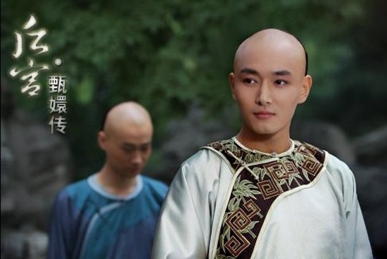 Lý Đông Học trong vai Quả Quận Vương.