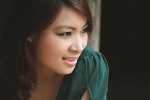 Nha van Di Li va nhung tuyen ngon nguoc hinh anh