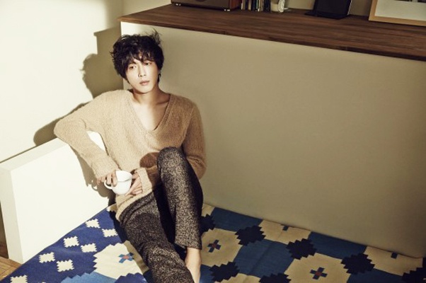 Jung Yong Hwa yeu cau fan khong den nha rieng hinh anh