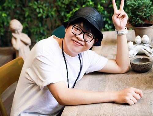 Quan quan Duc Phuc khoc nhieu khi gia dinh vo no hinh anh