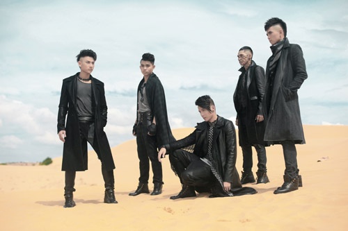 Get On The Floor - 365DaBand hinh anh