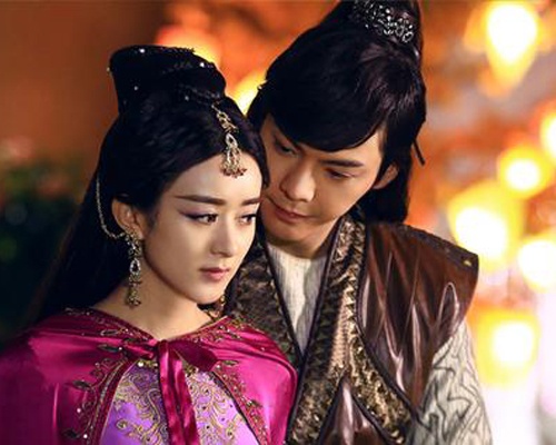 Trieu Le Dinh va Tran Vy Dinh tu them canh khoa moi hinh anh