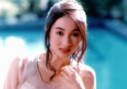 Cuoc doi Anh hau TVB cuoi chong cuu em qua anh hinh anh