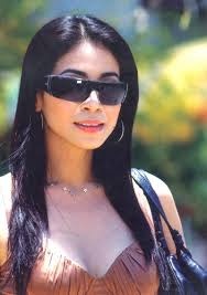 Diễn viên Lý Hương