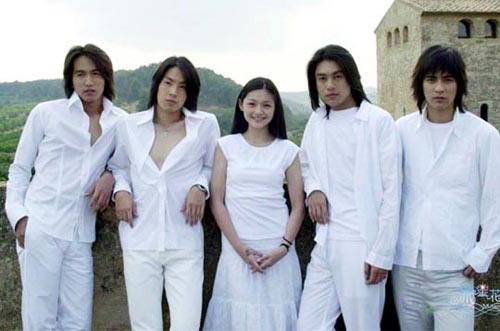 Từ Hy Viên nổi nhanh như cồn nhờ vai Sam Thái.