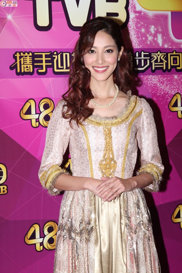 Trần Khải Lâm đang được TVB o bế nhưng thể hiện của cô chưa tạo dấu ấn.