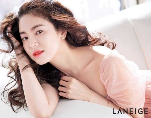 Vài năm trở lại, cô chủ yếu hoạt động tại thị trường Trung Quốc và chứng minh vị trí minh tinh điện ảnh.