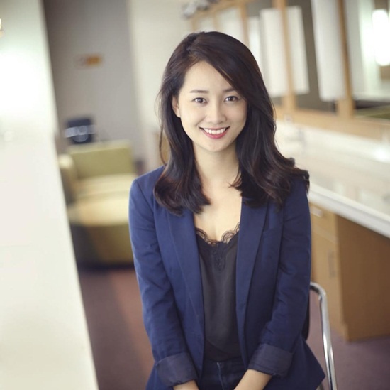 BTV Quỳnh Chi vinh hạnh trở thành MC nữ duy nhất lọt vào danh sách Top 5 MC ấn tượng trong Lễ trao giải VTV Awards.