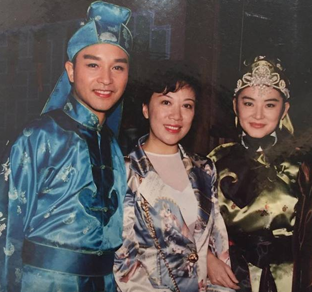 Nụ cười rạng rỡ ngày ấy khi hợp tác chung trong Đông thành tây liền.