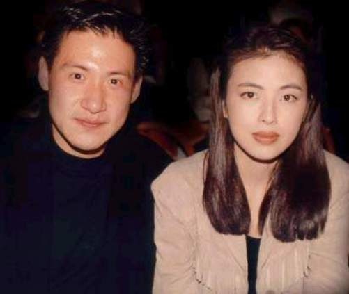 5 nam ca si Hong Kong yeu vo het muc hinh anh