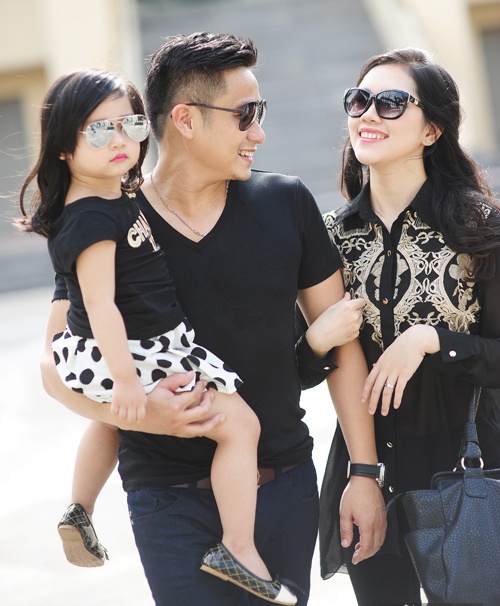 Gia đình hạnh phúc của diễn viên Minh Tiệp