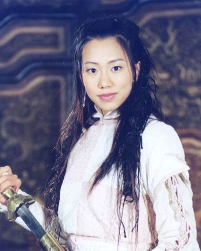 Ngô Thần Quân trong vai Song Nhi.