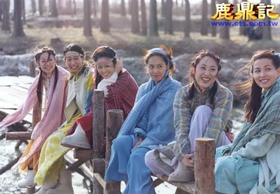 Dàn mỹ nhân xinh đẹp của Vi Tiểu Bảo.