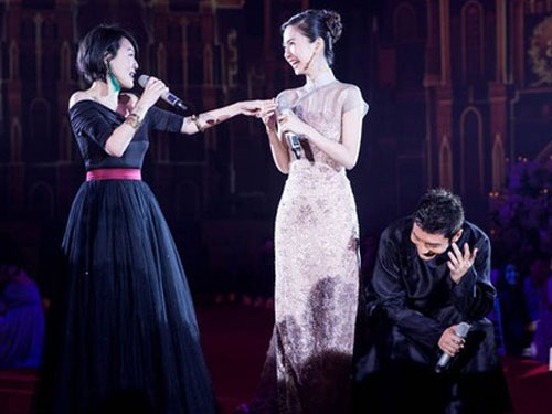 Angelababy, Huynh Hieu Minh do mat vi bi hoi chuyen te nhi hinh anh
