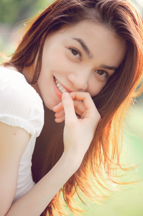 Hà Hồ nhận được nhiều lời khen ngợi từ các chuyên gia sắc đẹp quốc tế.